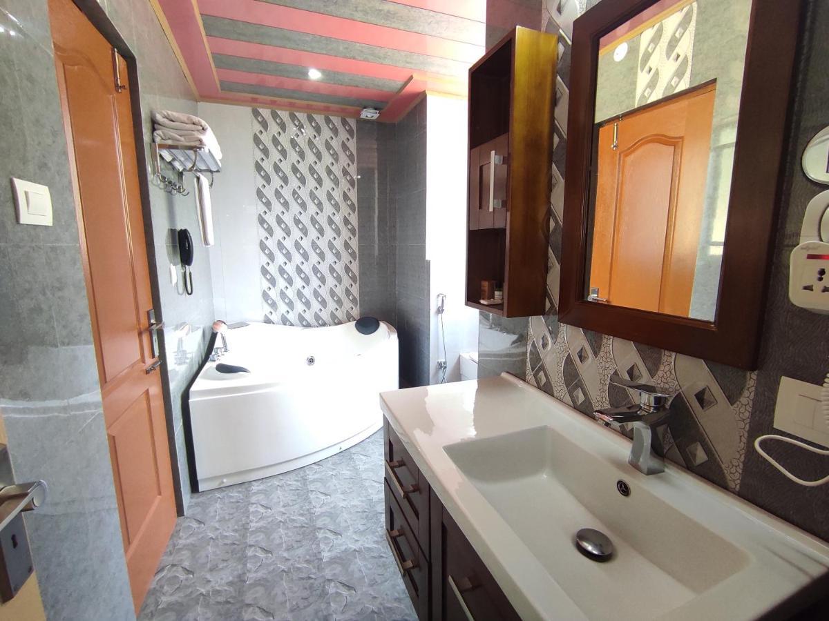 Hotel Shiva Sanctuary McLeod Gandzs Kültér fotó